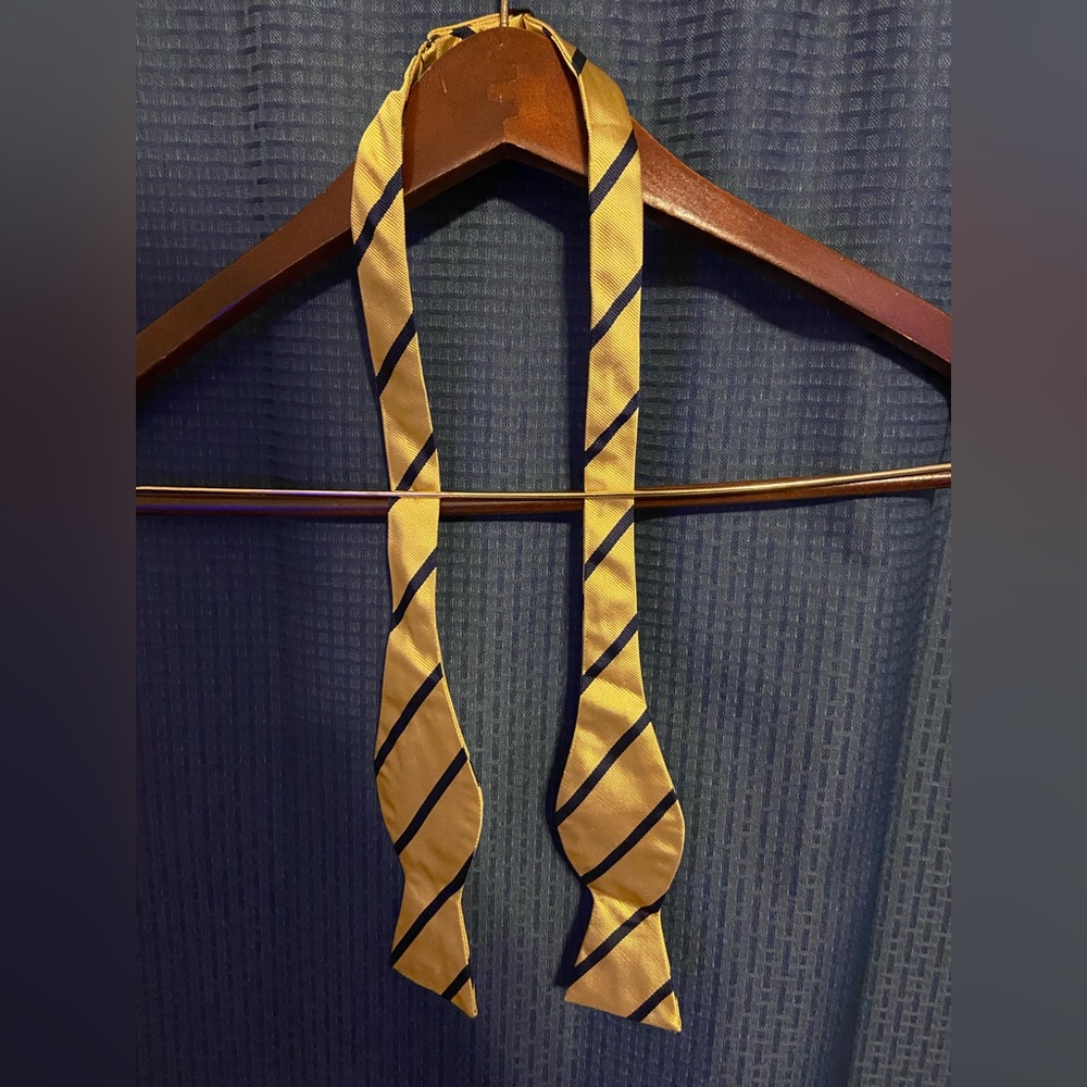 Brooks Brothers bow tie